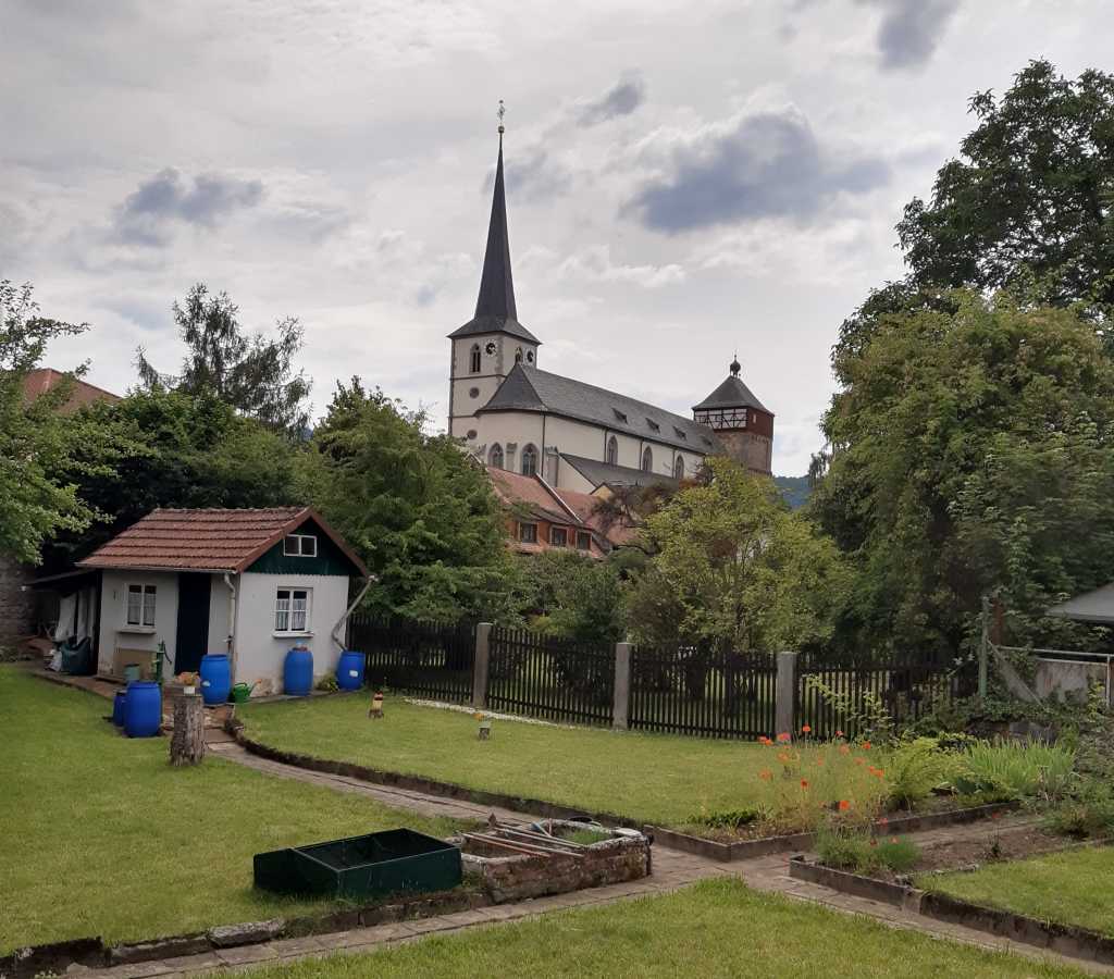 bischofsheim kirche garten